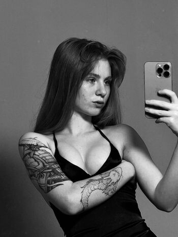 Full leaked Tvoya van private onlyfans photo