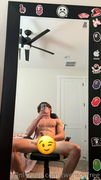 Full leaked Twentoofree private onlyfans photo