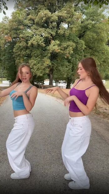 TwinsOnIce