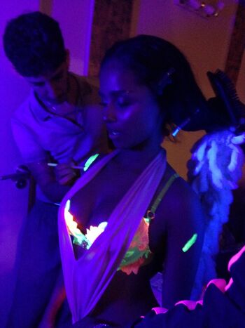 Full leaked Dabombbest mari/ private onlyfans photo