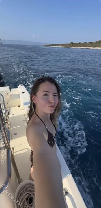 Full leaked Typisch kassii private onlyfans photo