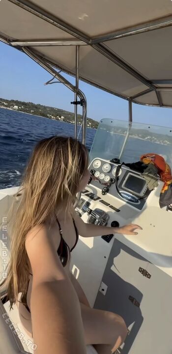 Full leaked Typisch kassii private onlyfans photo