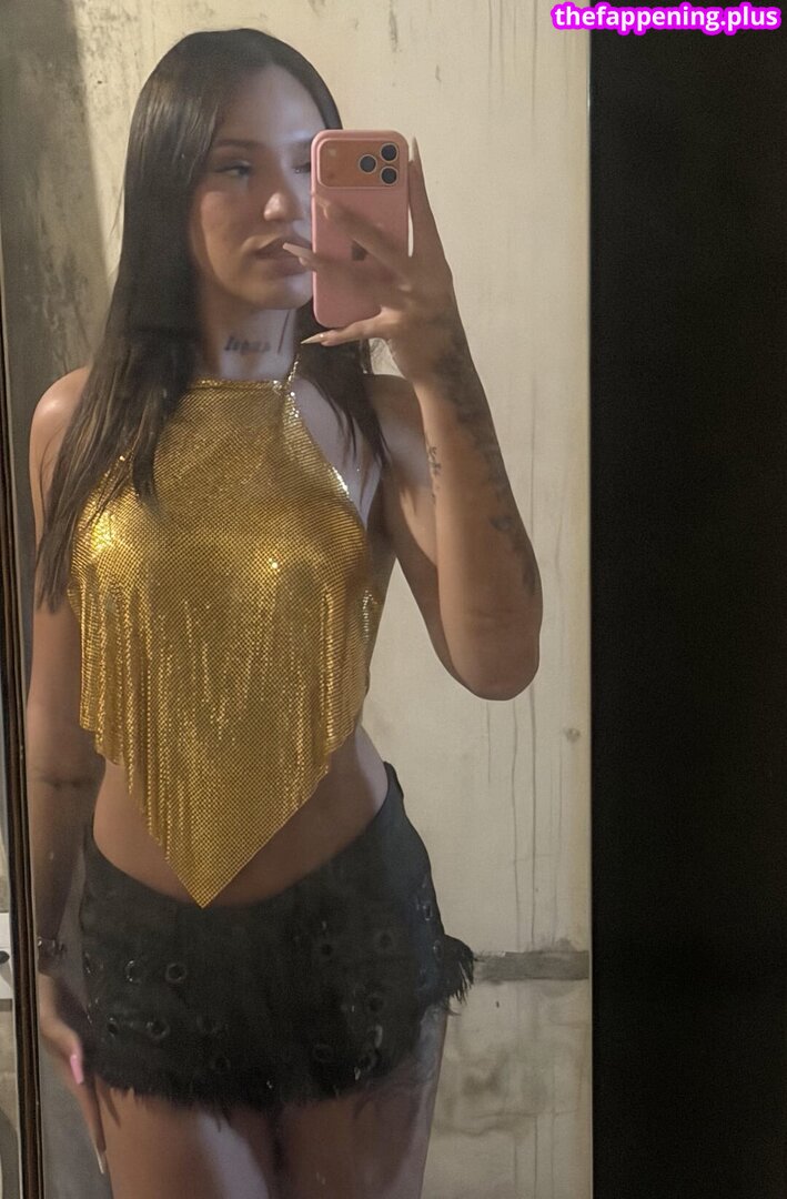 u Nacktes OnlyFans Foto #2
