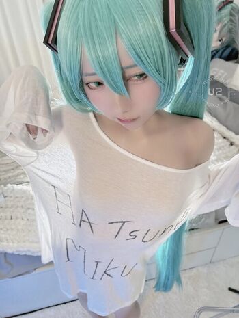 Full leaked Umiku private onlyfans photo