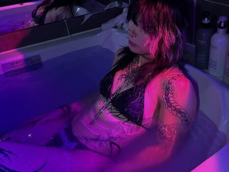 Full leaked Um ashually private onlyfans photo