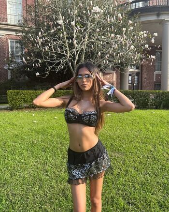 Full leaked Uma bhaman private onlyfans photo