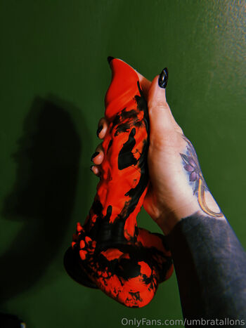 Full leaked Umbratallons private onlyfans photo