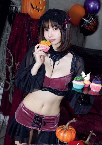 Full leaked Umi shinonome page private onlyfans photo