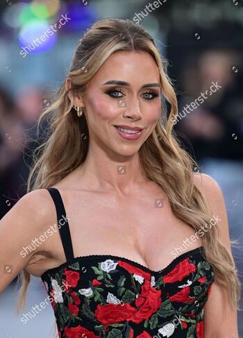 Una Healy