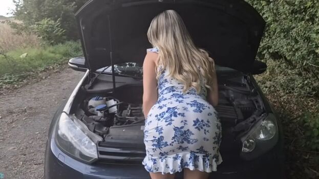 Full leaked Unluckygirl private onlyfans photo