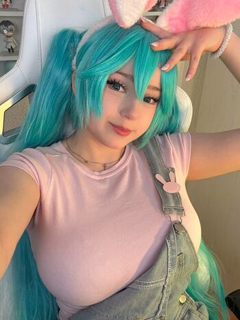 Full leaked Upminaa  page private onlyfans photo