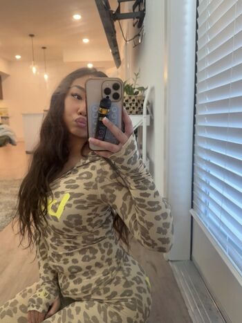 Full leaked Urfavkree private onlyfans photo