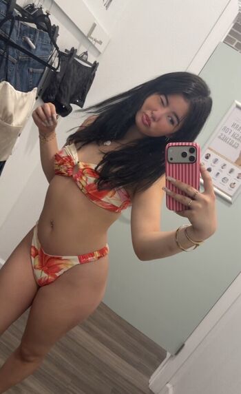 Full leaked Uronlyjules private onlyfans photo