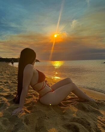 Full leaked Vaimonroe private onlyfans photo