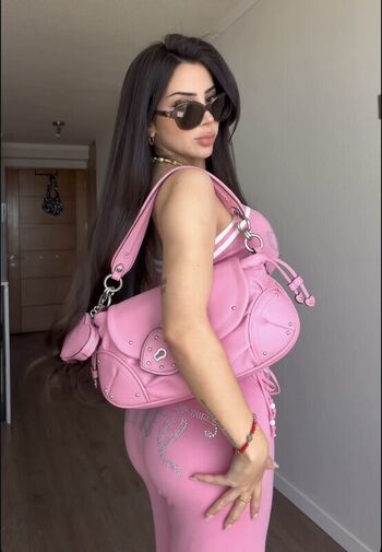 Full leaked Vaimonroe private onlyfans photo