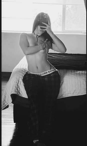 Full leaked Vale esp private onlyfans photo