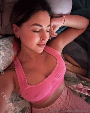 Full leaked Valemucx private onlyfans photo