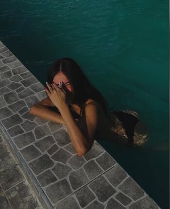 Full leaked Valenmurolo private onlyfans photo