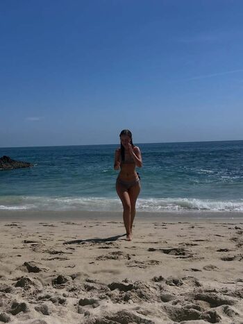 Full leaked Valentiinarose private onlyfans photo