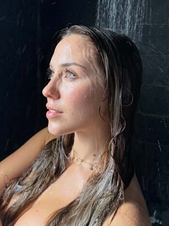 Full leaked Valentina borelli private onlyfans photo