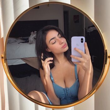 Full leaked Valentina buzzurro page private onlyfans photo