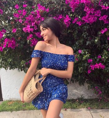 Full leaked Valentina buzzurro page private onlyfans photo