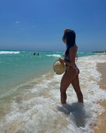Full leaked Valentina del re private onlyfans photo