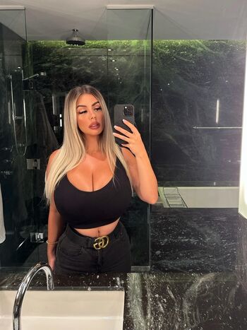 Full leaked Valentina di rocco  page private onlyfans photo