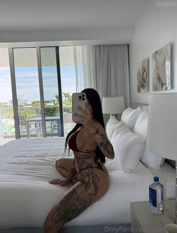 Full leaked Valerie cossette page private onlyfans photo