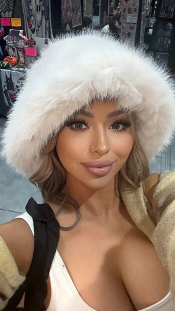 Full leaked Valerie mendez private onlyfans photo