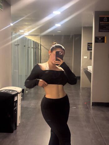 Full leaked Valerie page private onlyfans photo