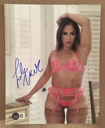 Full leaked Valerieloureda private onlyfans photo