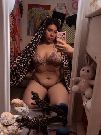 Full leaked Valeriezun private onlyfans photo