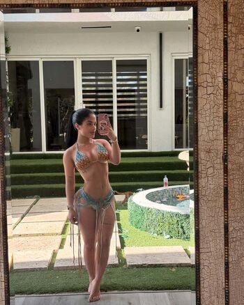 Full leaked Valeryosunavv private onlyfans photo