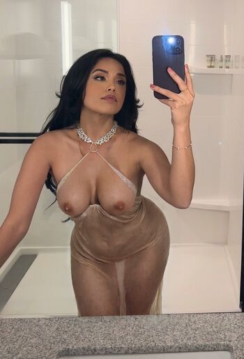 Valkyrae