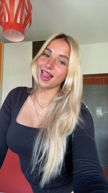 Full leaked Vallarani private onlyfans photo