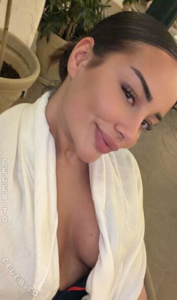 Full leaked Valonaash page private onlyfans photo