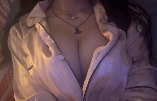 Full leaked Vampliaaa private onlyfans photo