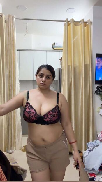 Full leaked Vandana pathak private onlyfans photo