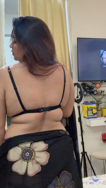 Full leaked Vandana pathak private onlyfans photo