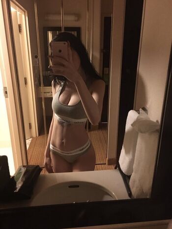 Full leaked Vanillla pussy private onlyfans photo