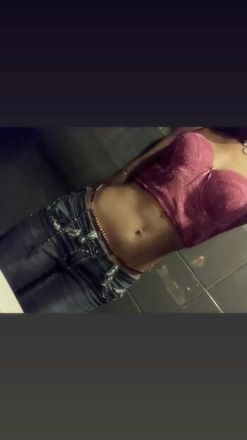 Full leaked Vaya asem page private onlyfans photo