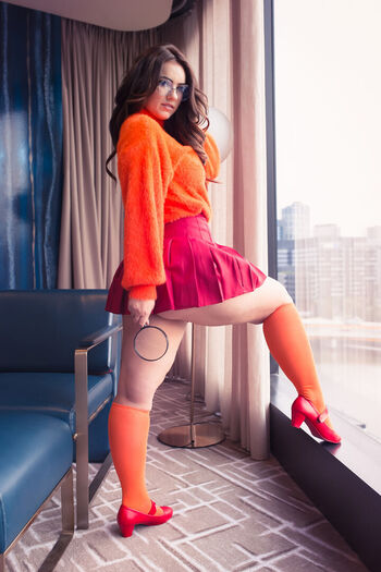 Velma & Daphne Cosplay