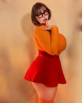 Velma & Daphne Cosplay