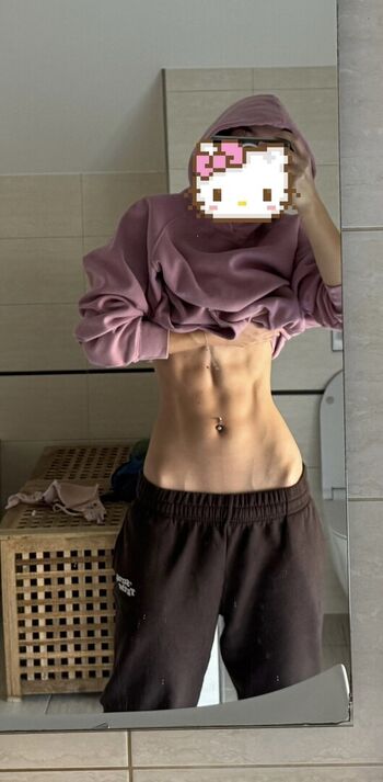 Full leaked Velvet lol private onlyfans photo