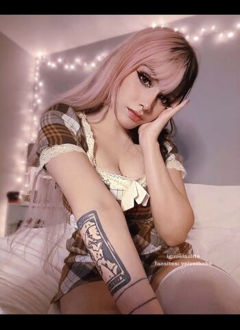 VelvetBxbe