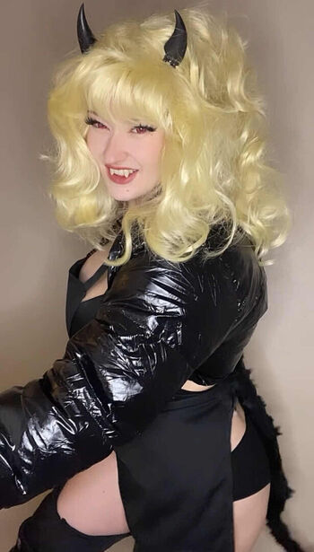 Venom.wifey