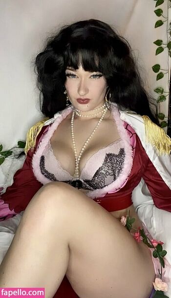 Full leaked Venom wifey page private onlyfans photo
