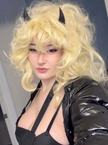 Venom.wifey