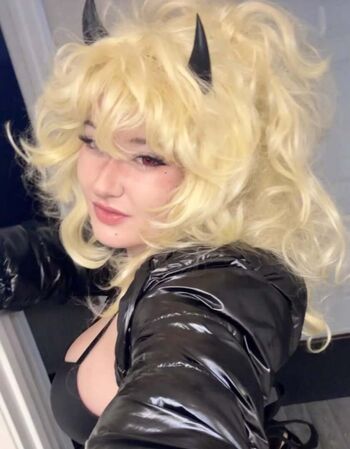 Venom.wifey